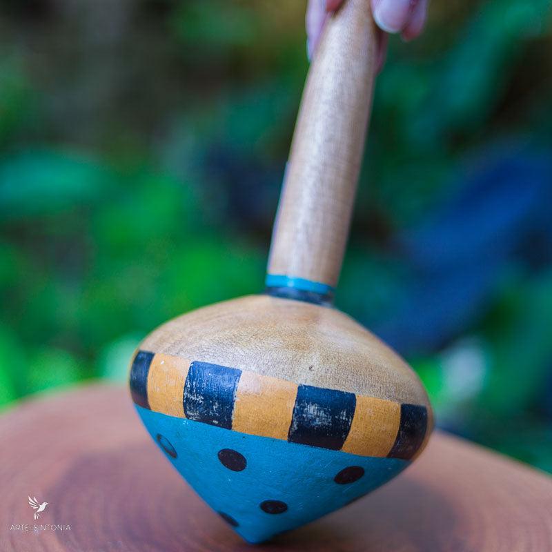 Brinquedo Artesanal Pião de Madeira